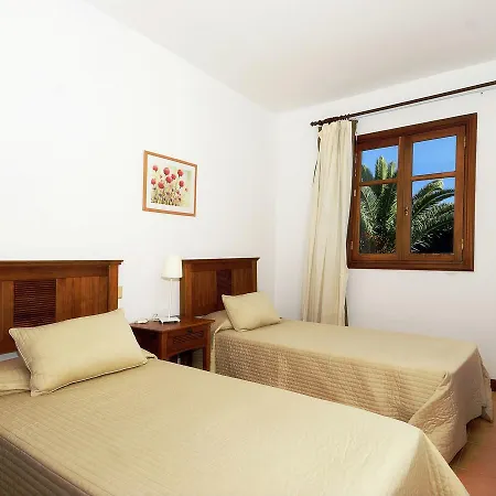 Residencial Los Claveles - Cristina Villa Playa Blanca (Lanzarote)